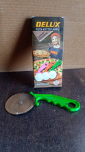 Stainless Steel Pizza Cutter / Pastry Cutter / Sandwiches Cutter