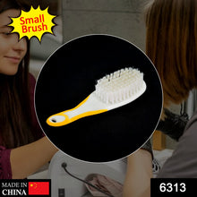 Handle Grip Nail Brush for Cleaning Toes & Nails (Scrub, Unisex)